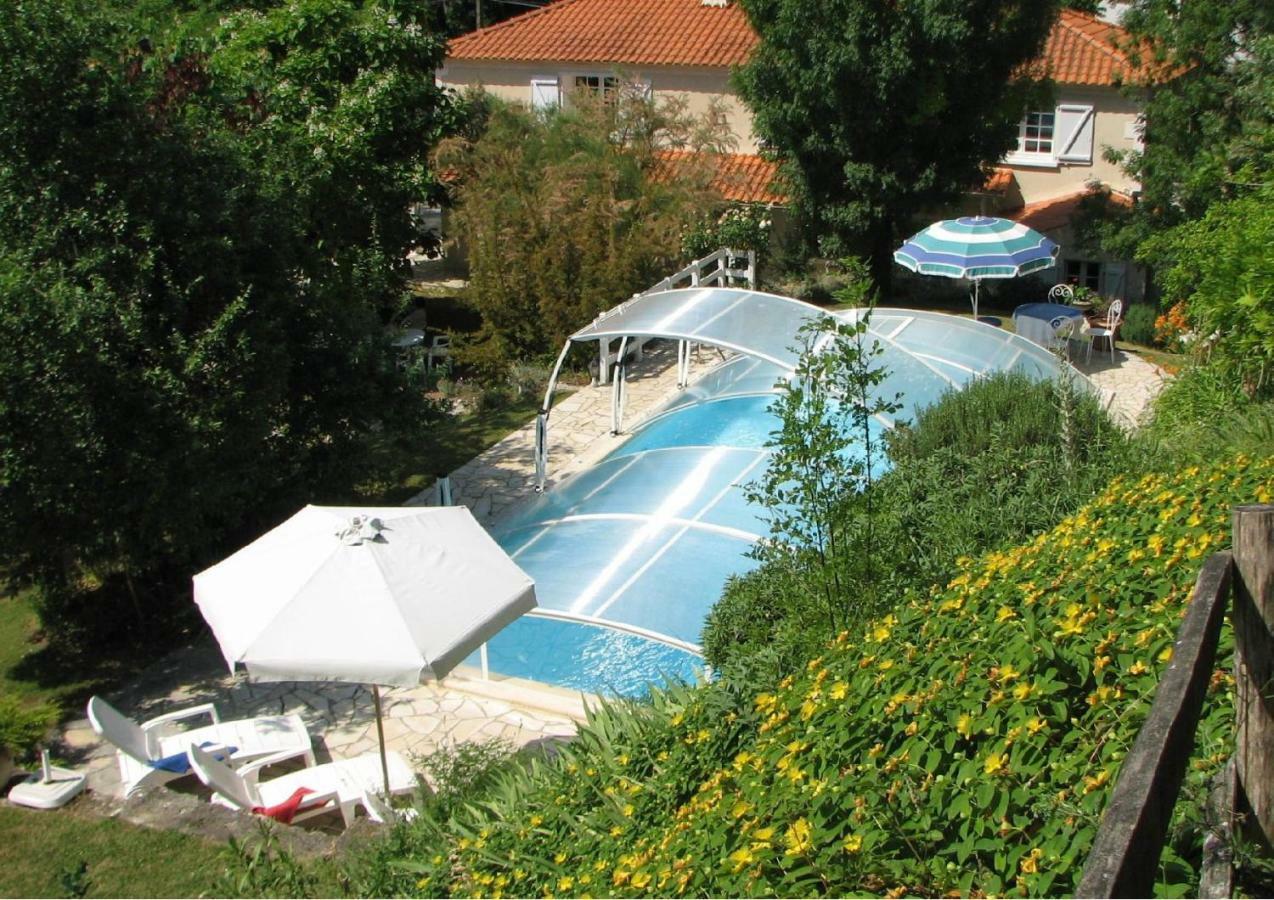 韦吕尔Le Petit Massigny住宿加早餐旅馆 外观 照片